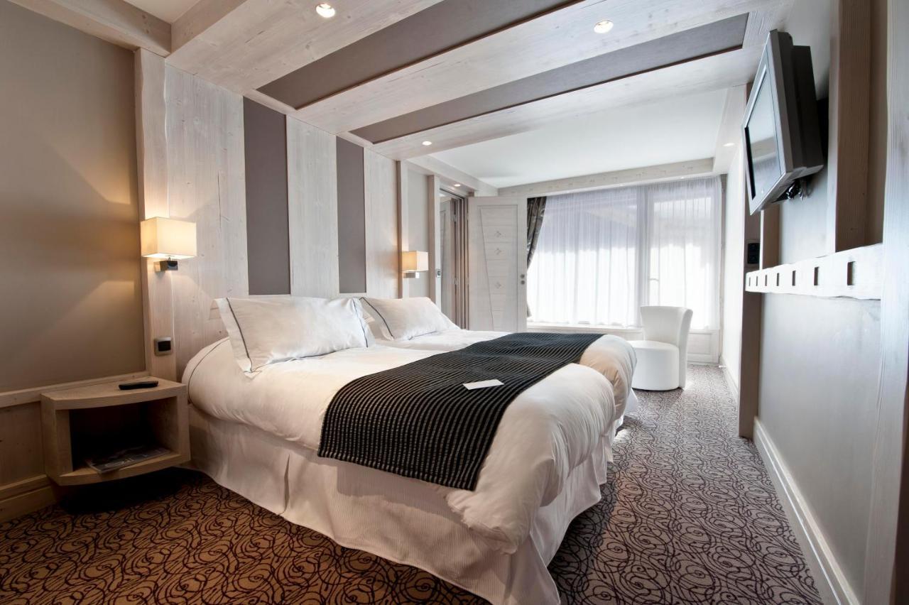 Hotel Les Sherpas Courchevel Exterior foto